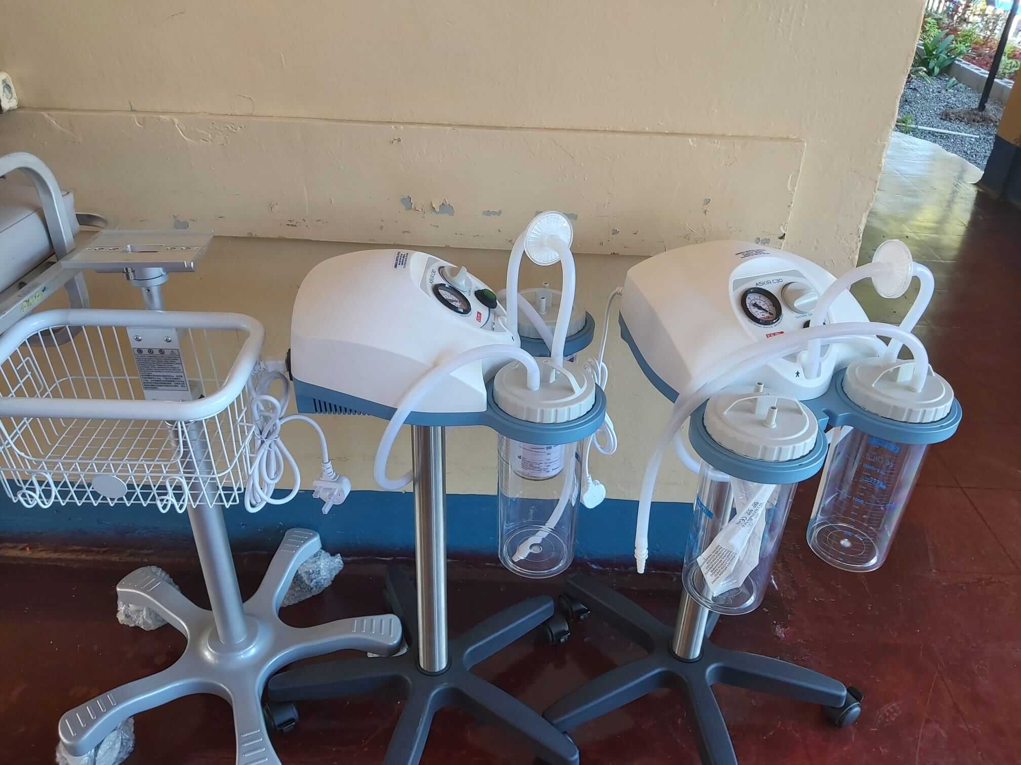 Spanish Town Hospital: handover by Marcel Smith of Jhlof